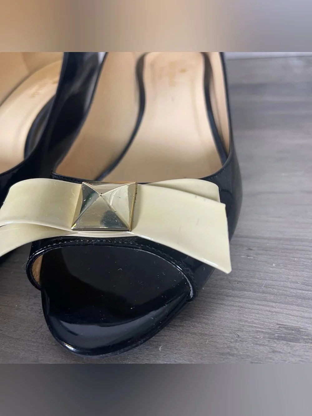 Kate Spade 8.5 Tilda Black Patent Doe Bow Stud Slip On Low Wedges W/Box And Bag‎